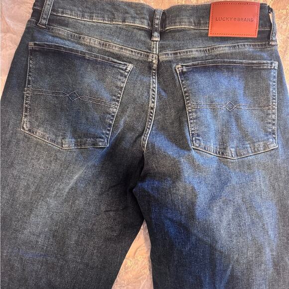 Lucky Brand Sweet Mid Rise Boot Dark Denim Jeans - Picture 6 of 6